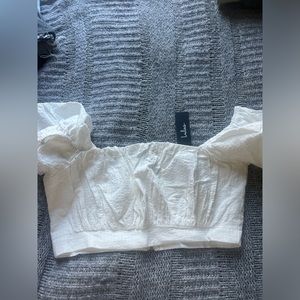 lulu’s white crop top